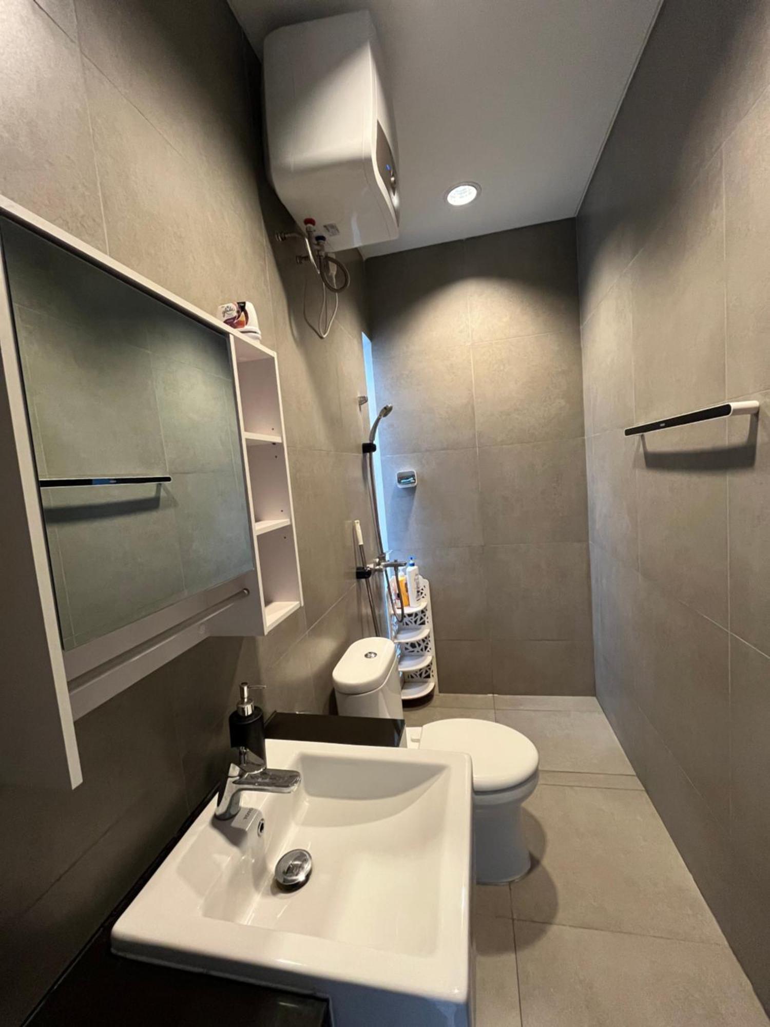 2 Floor Cozy House In Wisteria Jakarta Garden City Jacarta Exterior foto
